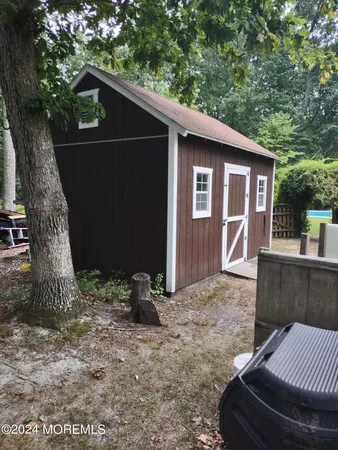 a view of backyard of house