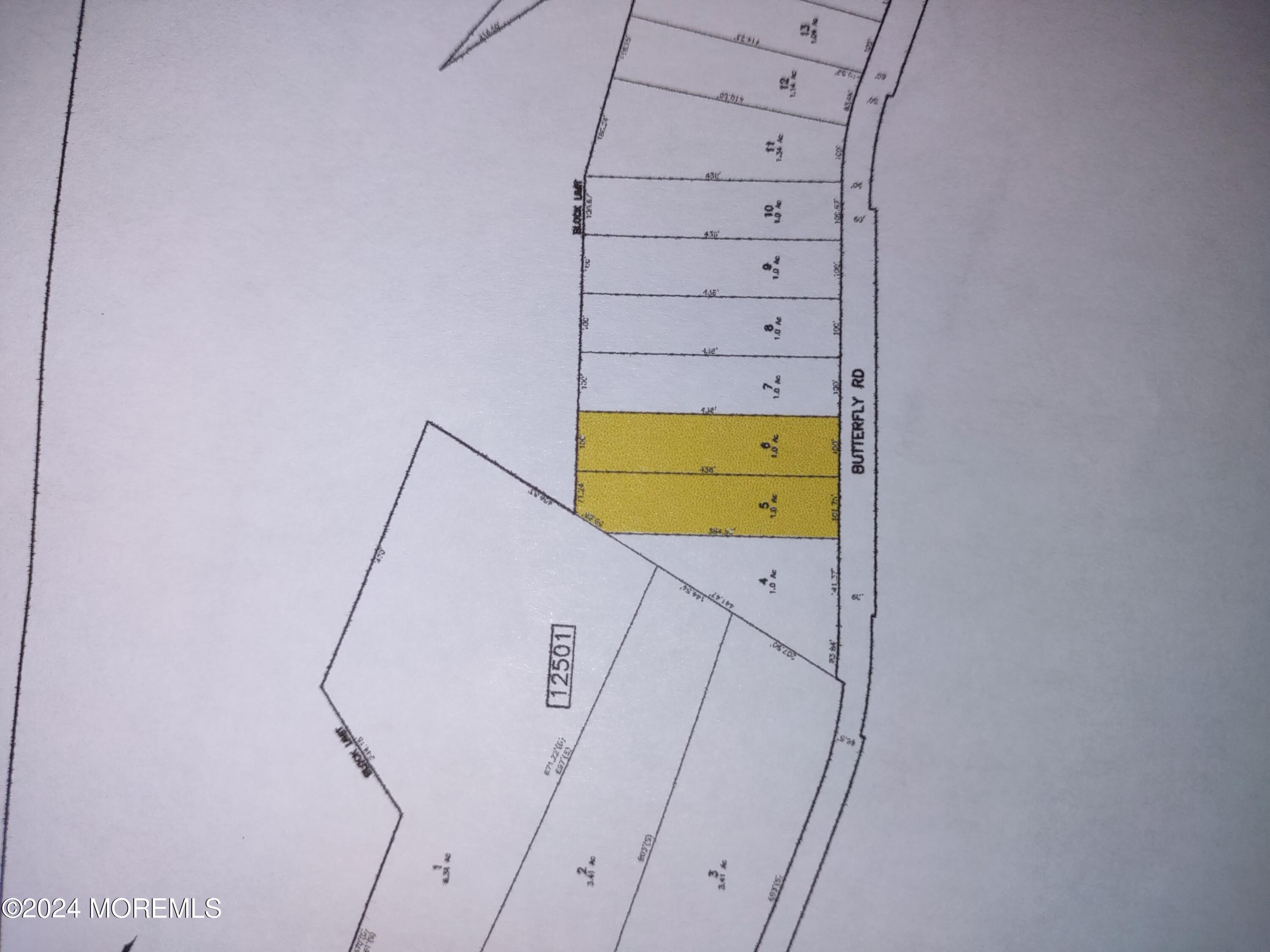 37 Butterfly Road Jackson, NJ 08527 - Photo 12 of 14 a close up of a wall