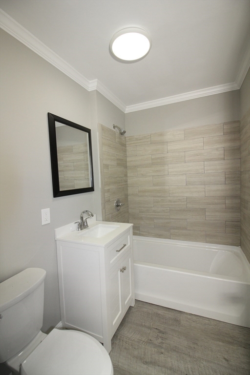 24 Fairmount Street Springfield, MA 01108 - Photo 4 of 7
