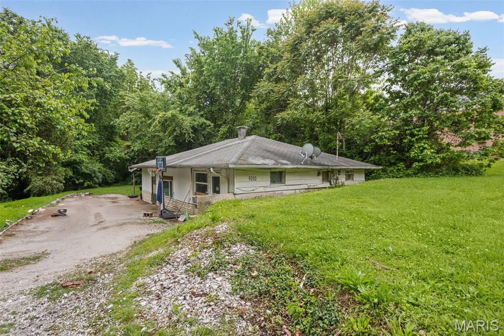 9310 Richfield Road Fairview Heights, IL 62208 - Photo 9 of 16