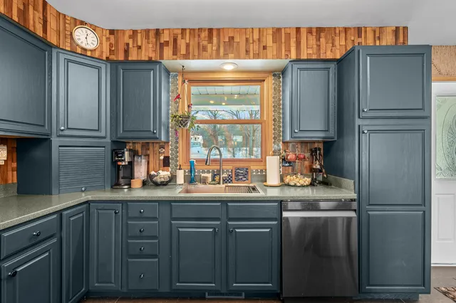 $459,900 | 09299 26th Street, Gobles, MI 49055