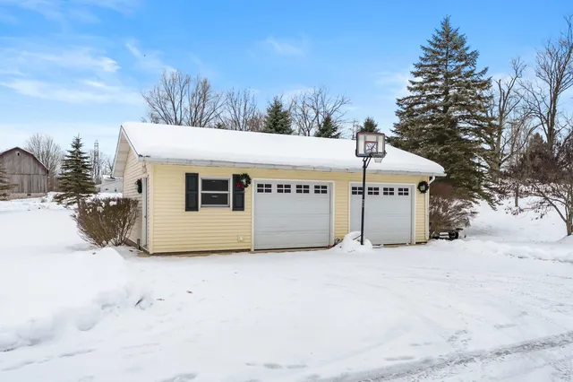 $459,900 | 09299 26th Street, Gobles, MI 49055