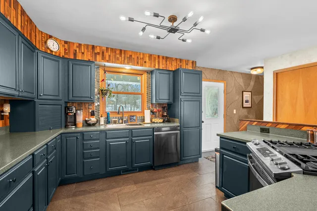 $459,900 | 09299 26th Street, Gobles, MI 49055