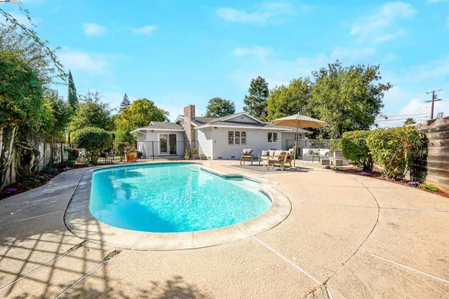 $1,275,000 | 1662 Dorchester Place, Concord, CA 94519