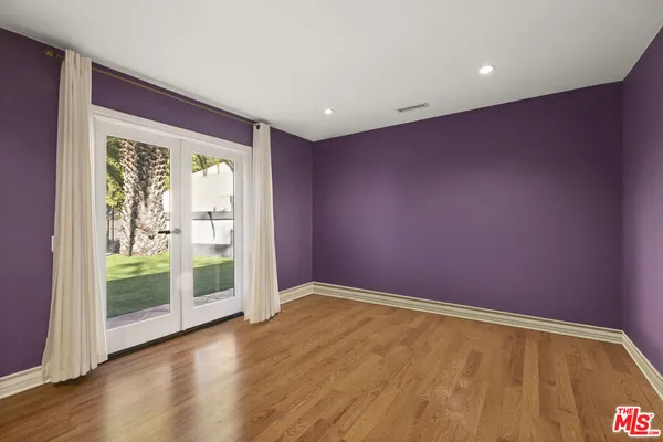 $25,000 | 10557 Rocca Place, Los Angeles, CA 90077