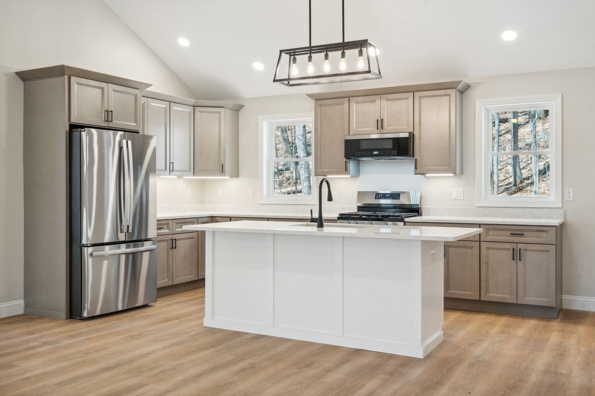 41 Valley Road Tuftonboro, NH 03816 - Photo 4 of 40