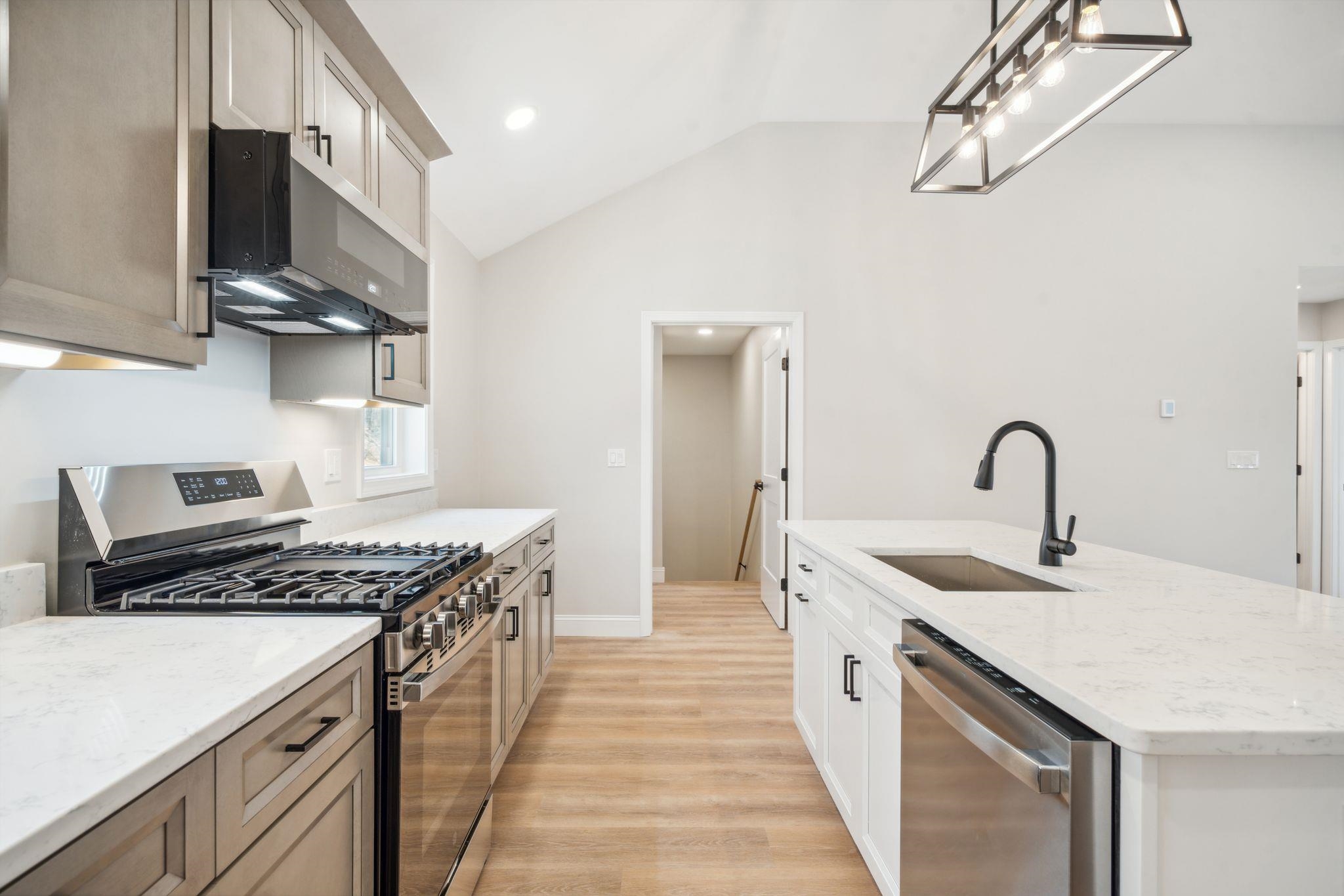 41 Valley Road Tuftonboro, NH 03816 - Photo 7 of 40