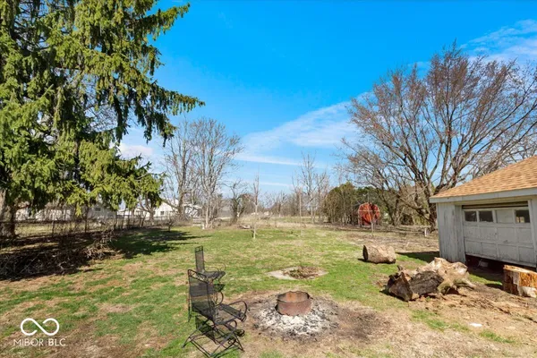 $179,900 | 206 Main Street, New Market, IN 47965
