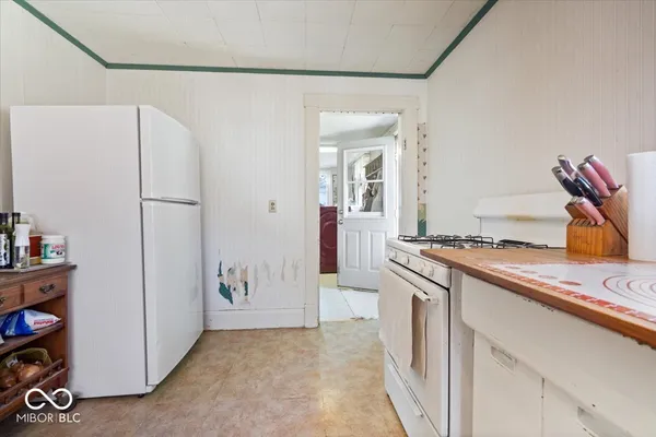 $179,900 | 206 Main Street, New Market, IN 47965