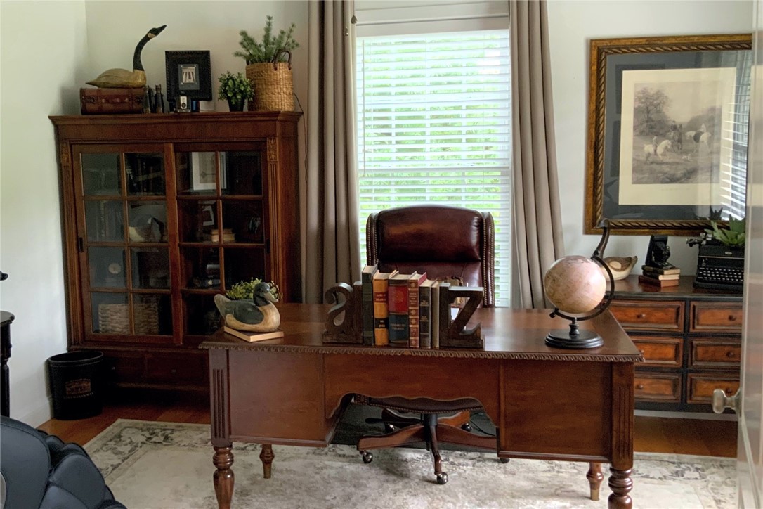 24 Crest Circle Smithfield, RI 02917 - Photo 12 of 44