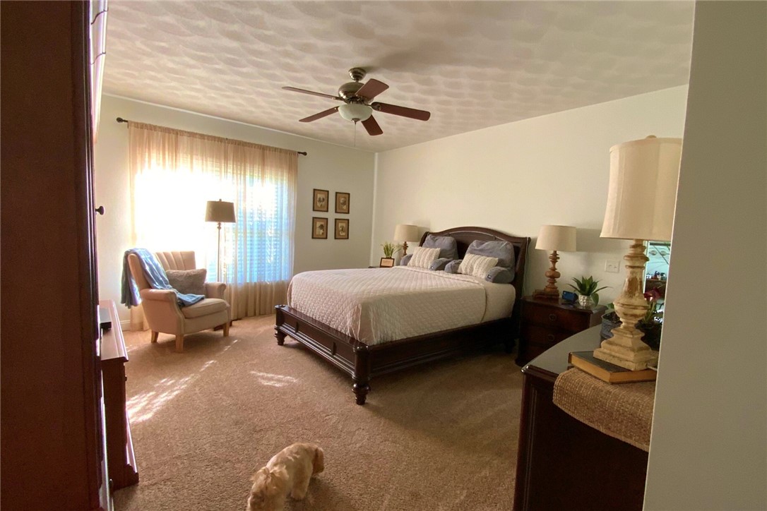 24 Crest Circle Smithfield, RI 02917 - Photo 15 of 44