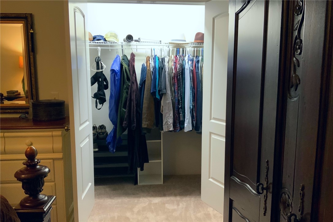 24 Crest Circle Smithfield, RI 02917 - Photo 22 of 44