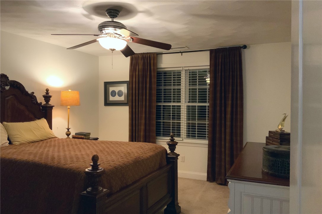 24 Crest Circle Smithfield, RI 02917 - Photo 23 of 44