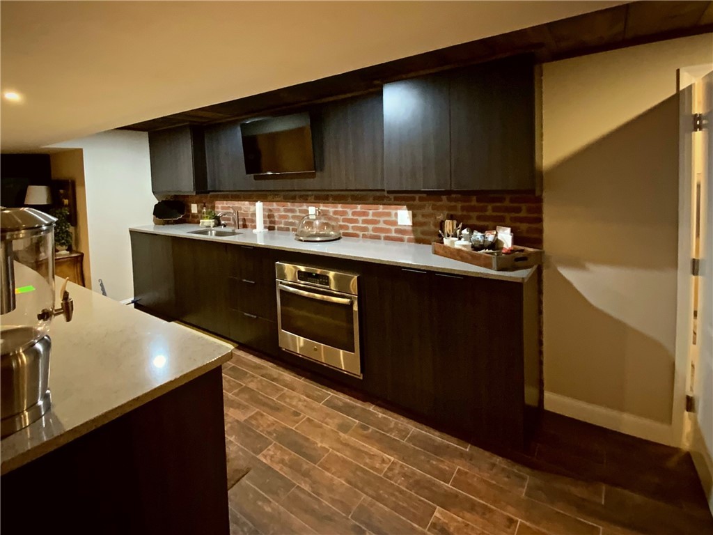 24 Crest Circle Smithfield, RI 02917 - Photo 30 of 44