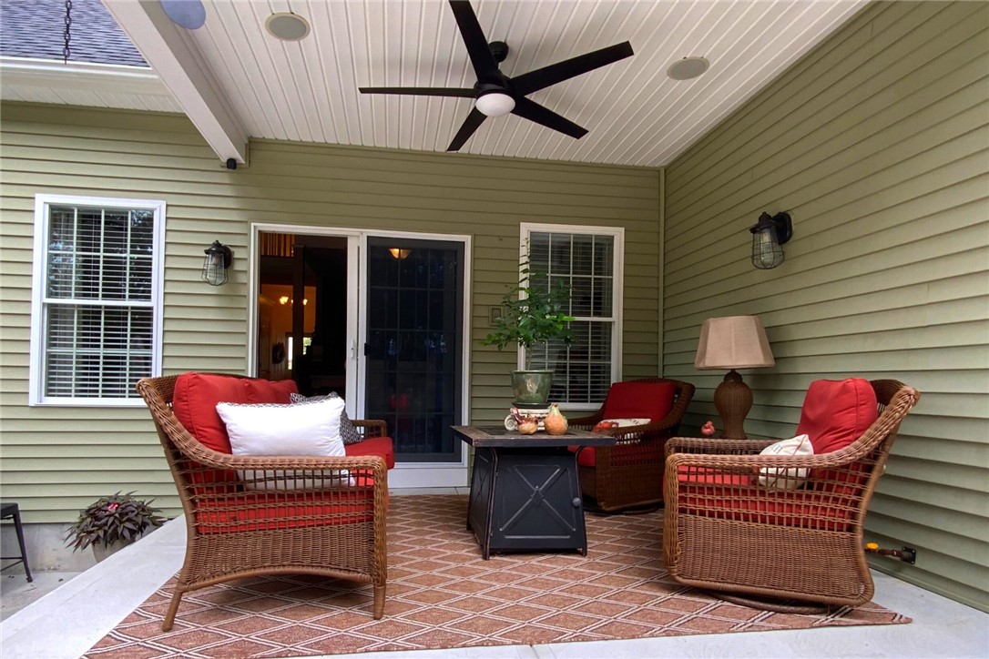 24 Crest Circle Smithfield, RI 02917 - Photo 35 of 44