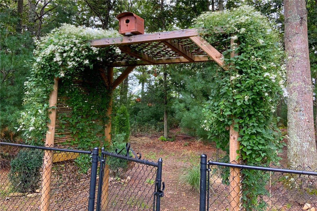 24 Crest Circle Smithfield, RI 02917 - Photo 39 of 44