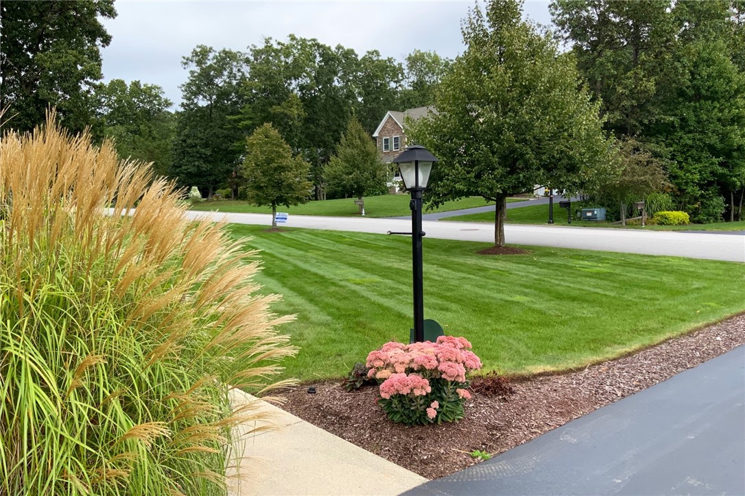 24 Crest Circle Smithfield, RI 02917 - Photo 41 of 44