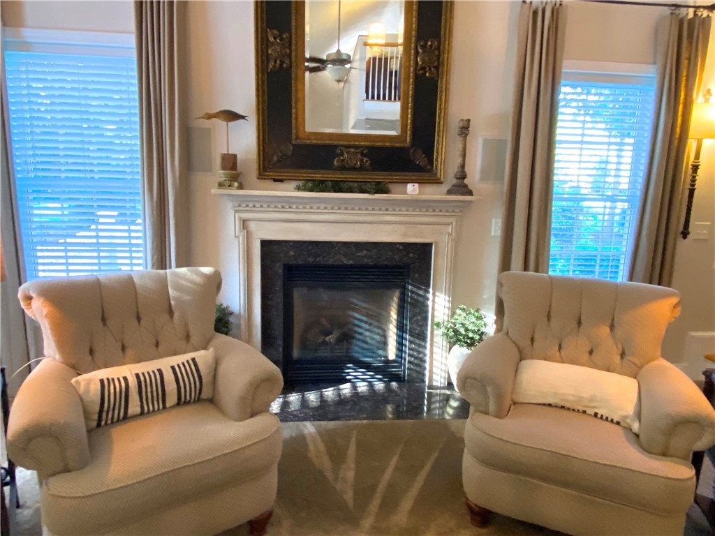 24 Crest Circle Smithfield, RI 02917 - Photo 6 of 44