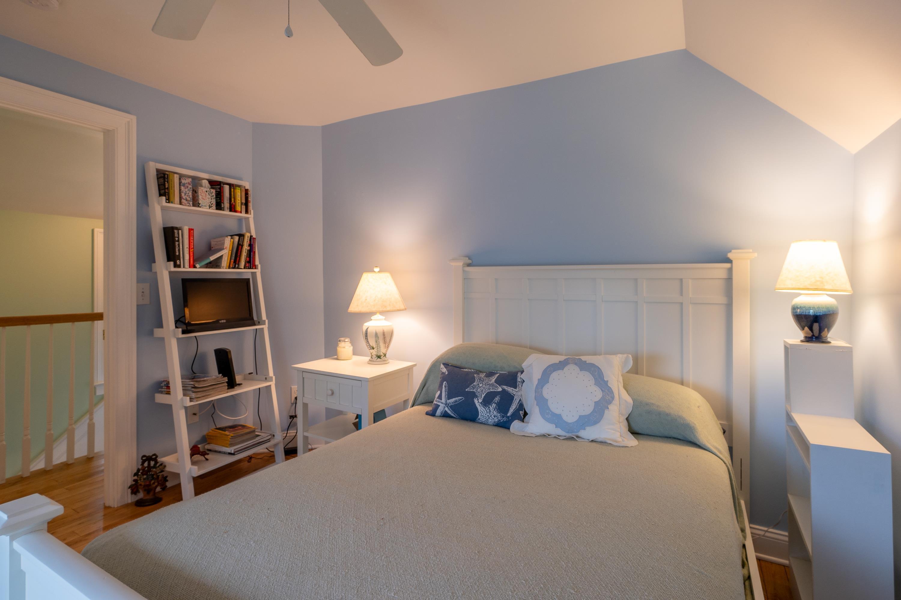 26 Sea Street Boothbay Harbor, ME 04538 - Photo 28 of 34 Bedroom 2