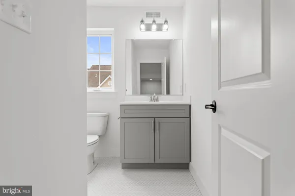 $575,000 | 211 8th Street, Bridgeport, PA 19405