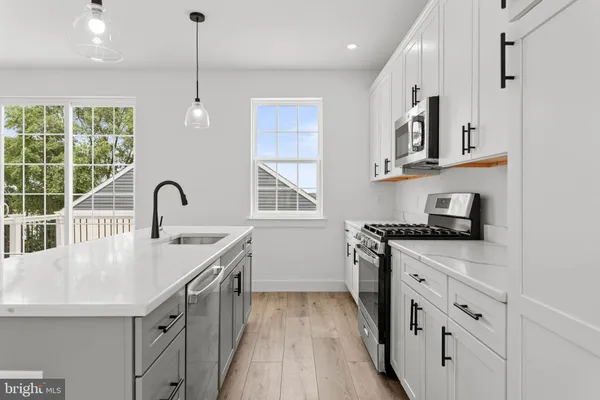 $575,000 | 211 8th Street, Bridgeport, PA 19405