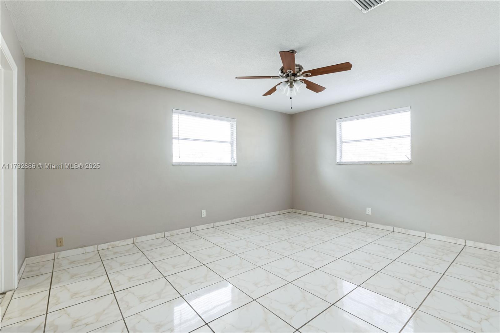 580 Snapper Way Delray Beach, FL 33445 - Photo 8 of 17 Gallery Image 8