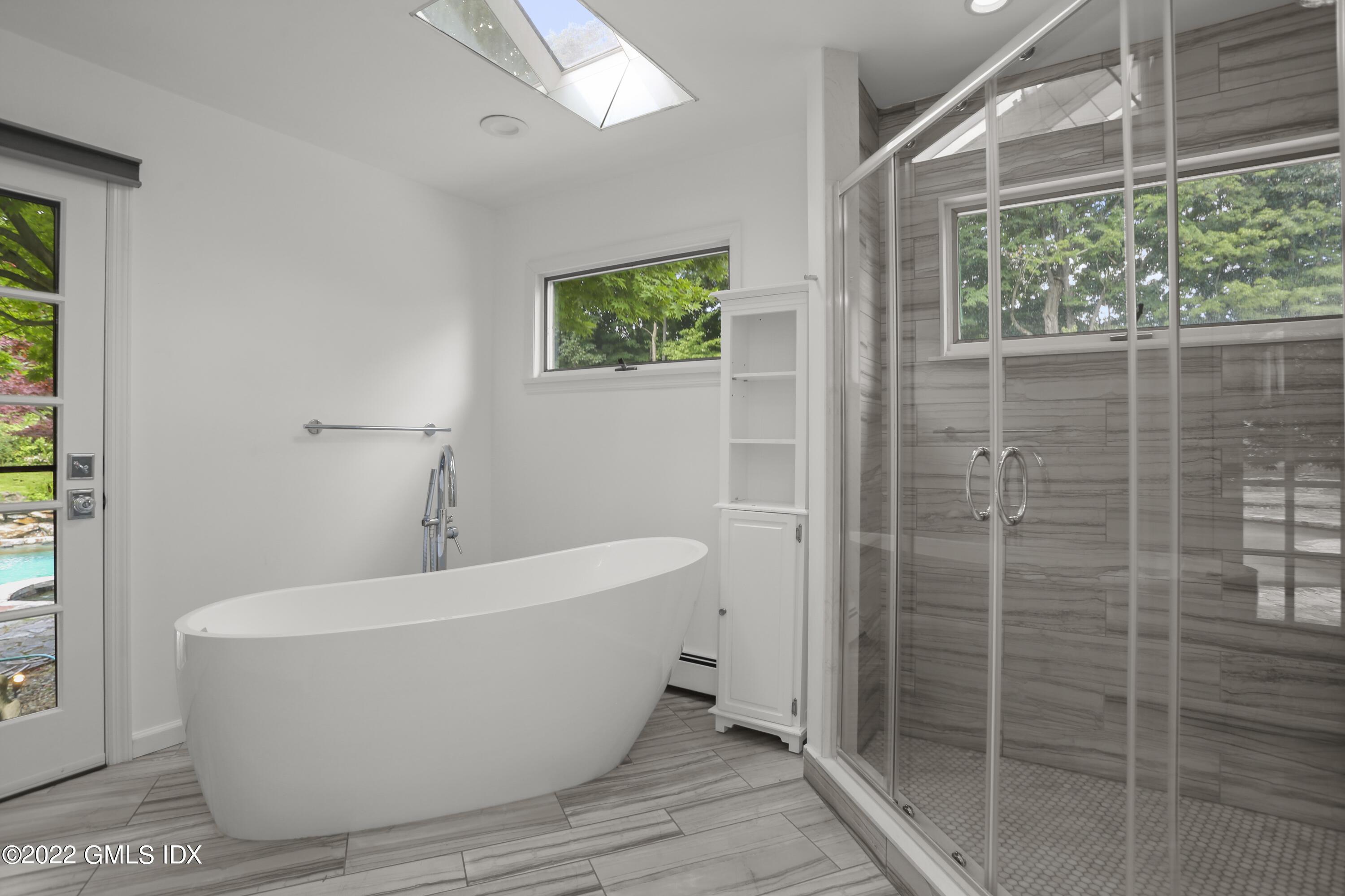 755 Riversville Road Greenwich, CT 06831 - Photo 15 of 27 Primary Bath
