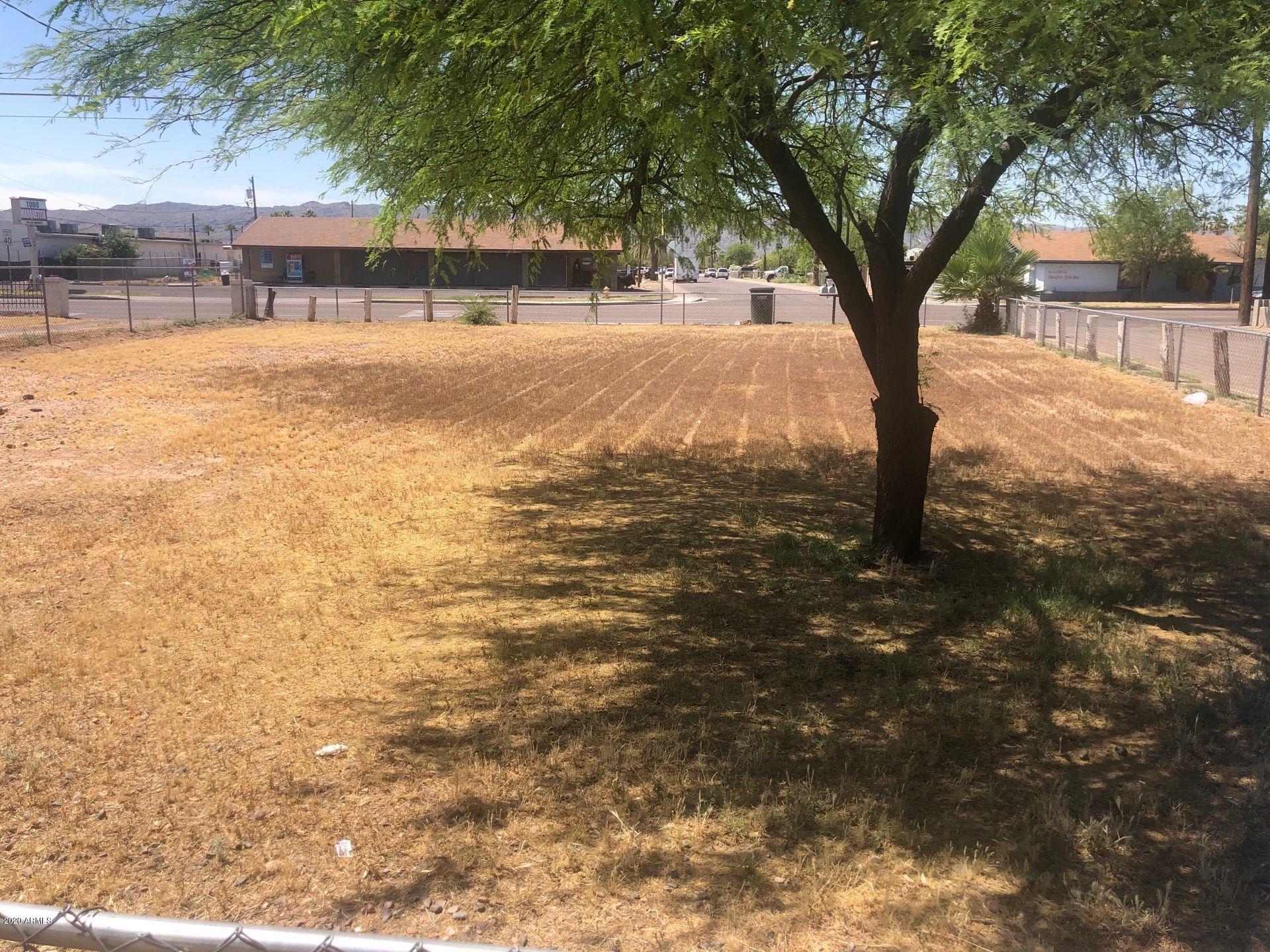 1908 East Broadway Road Phoenix, AZ 85040 - Photo 5 of 17 IMG_8075.HEIC