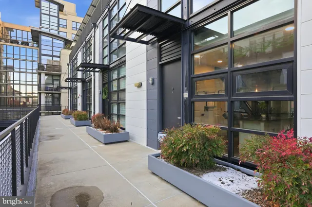 $5,250 | 2125 14th Street Northwest, Unit 304W, Washington, DC 20009