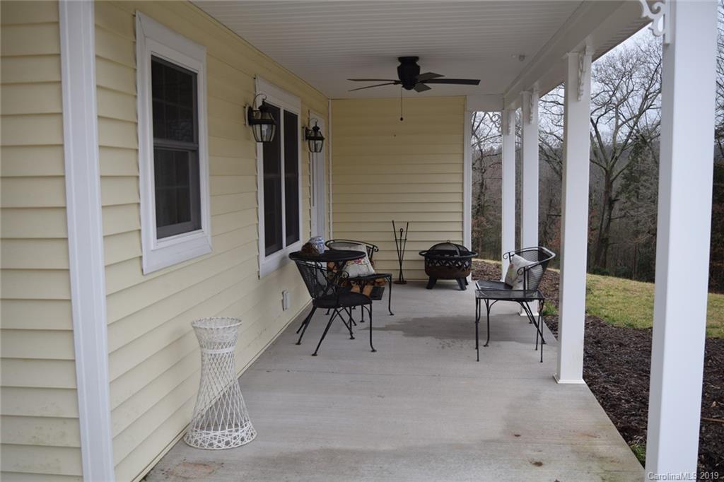 3317 Jennings Road Union Grove, NC 28689 - Photo 6 of 31 Gallery Image 6