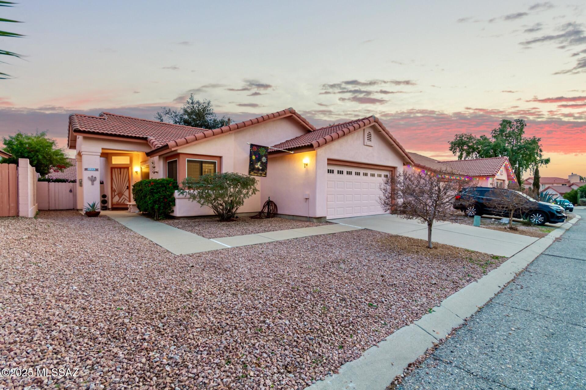 3543 West Sky Ridge Loop Tucson, AZ 85742 - Photo 2 of 44 Gallery Image 2