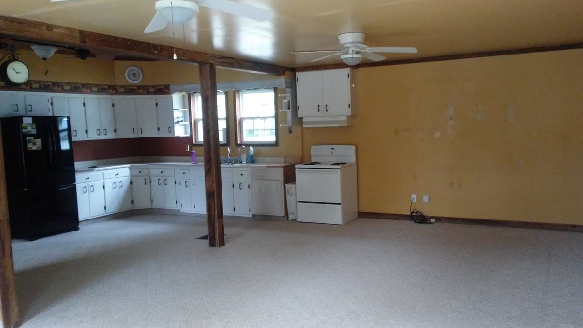 701 East Rochester Street Akron, IN 46910 - Photo 2 of 13 Gallery Image 2