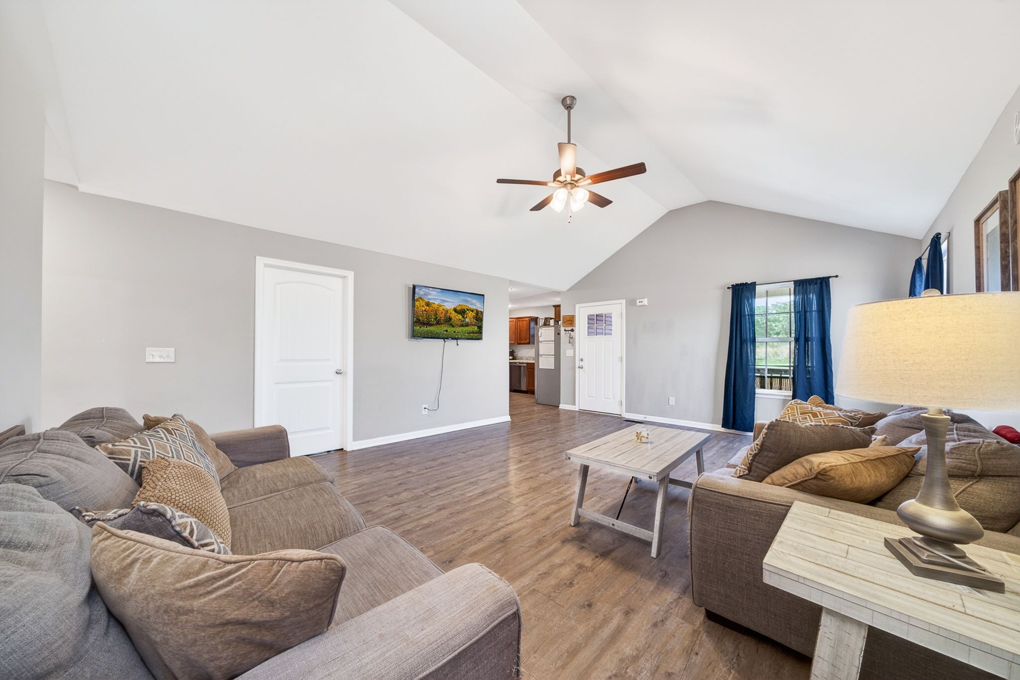 144 Liberty Road Sparta, TN 38583 - Photo 4 of 24 a living room with furniture and a wooden floor