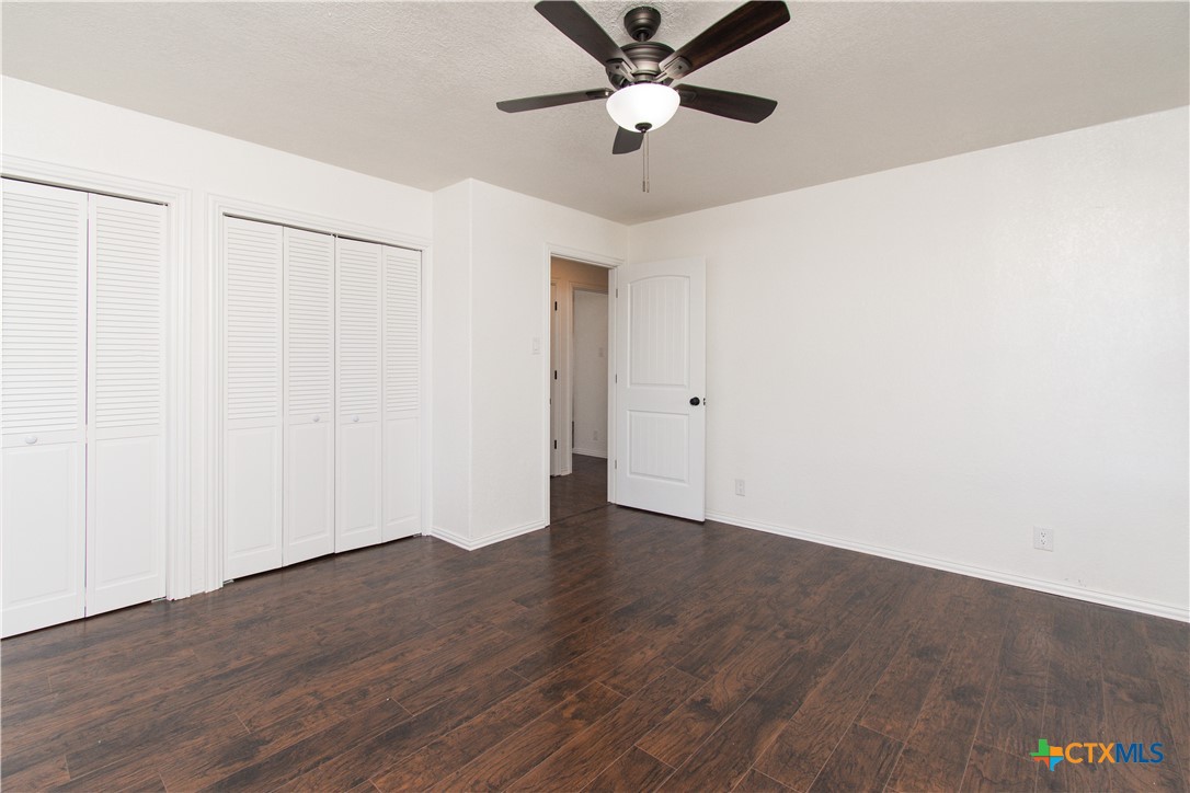 606 East 6th Street Cameron, TX 76520 - Photo 11 of 21