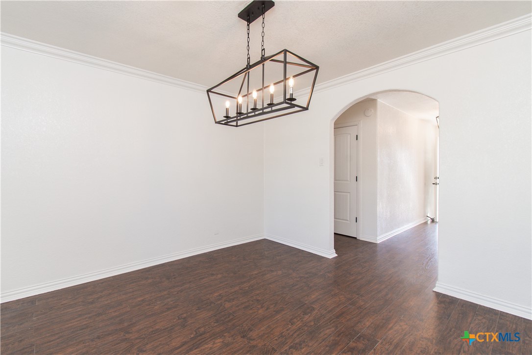 606 East 6th Street Cameron, TX 76520 - Photo 6 of 21