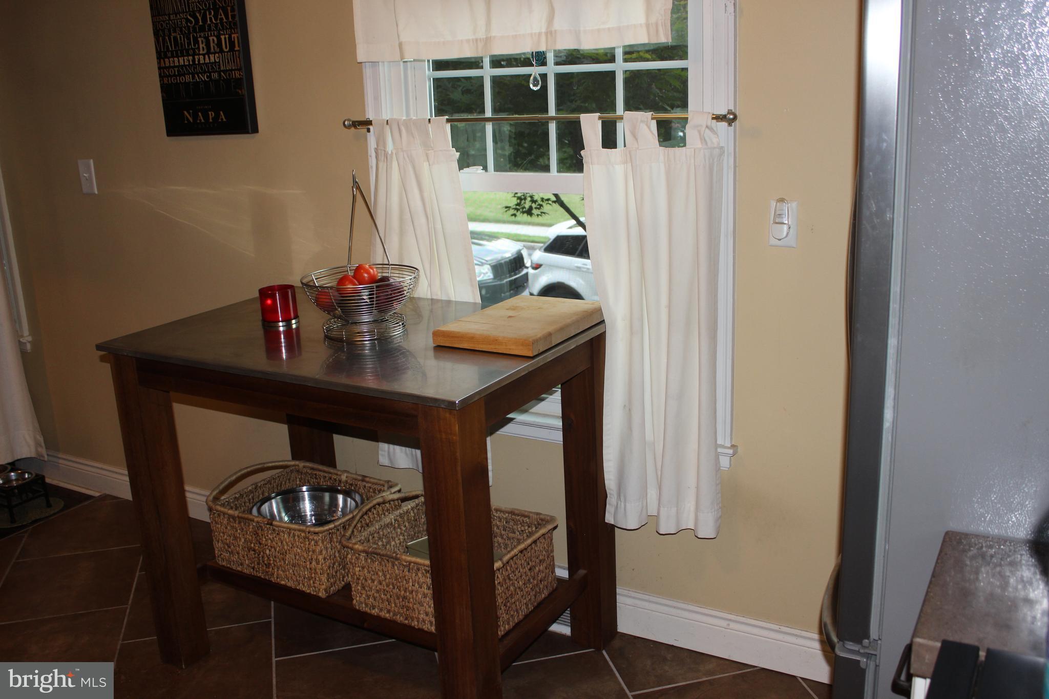 1342 Lacrosse Avenue Reading, PA 19607 - Photo 12 of 28 Kitchen