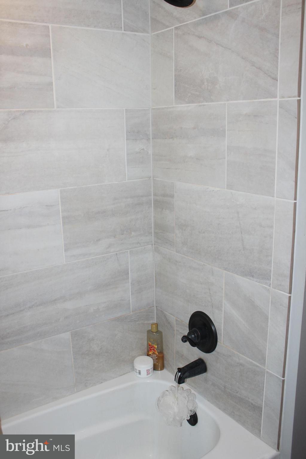 1342 Lacrosse Avenue Reading, PA 19607 - Photo 23 of 28 Tile Tub Area