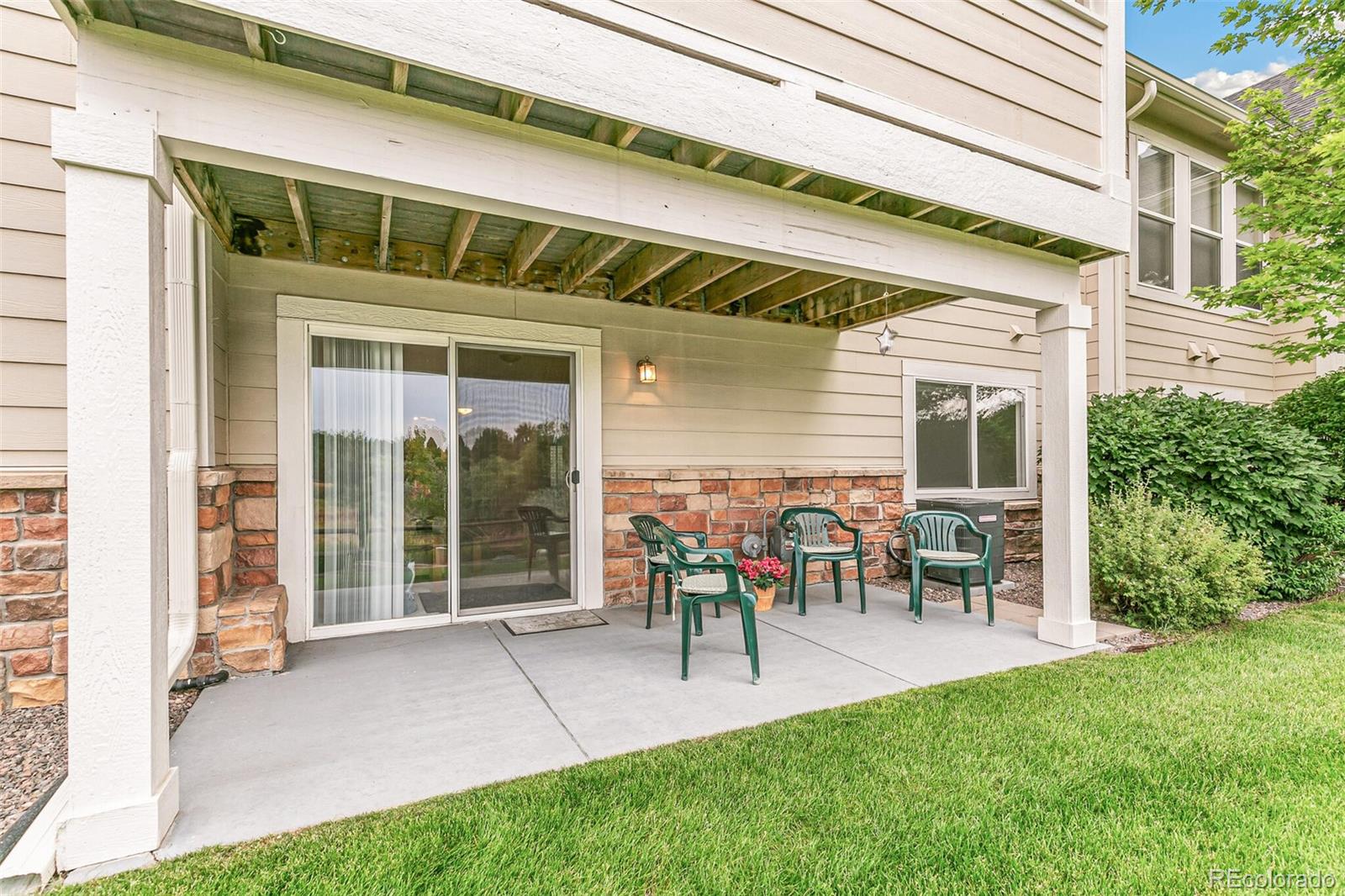 6577 South Reed Way, Unit B Littleton, CO 80123 - Photo 33 of 46 a view of sitting area in front of house
