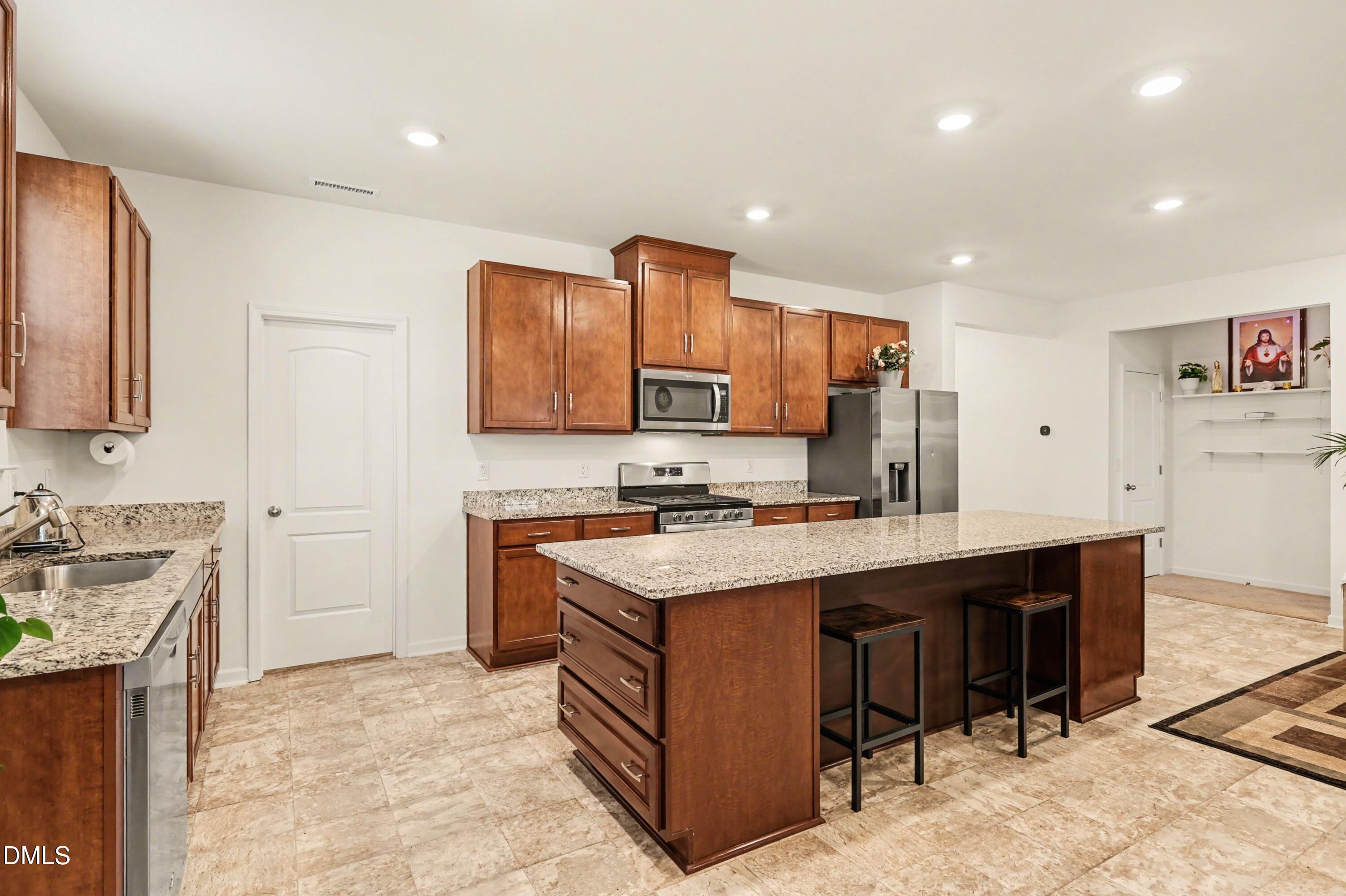 176 Harpers Lndg Road Garner, NC 27529 - Photo 7 of 26
