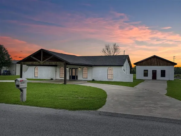 $285,000 | 2822 Wilson Drive, Lake Charles, LA 70607