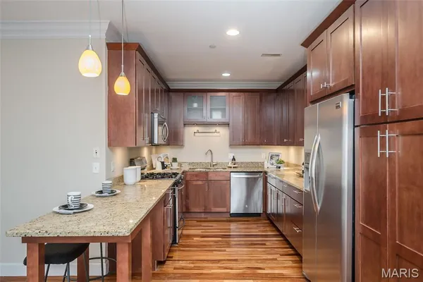 $349,000 | 6404 Cates Avenue, Unit 4W, St. Louis, MO 63130
