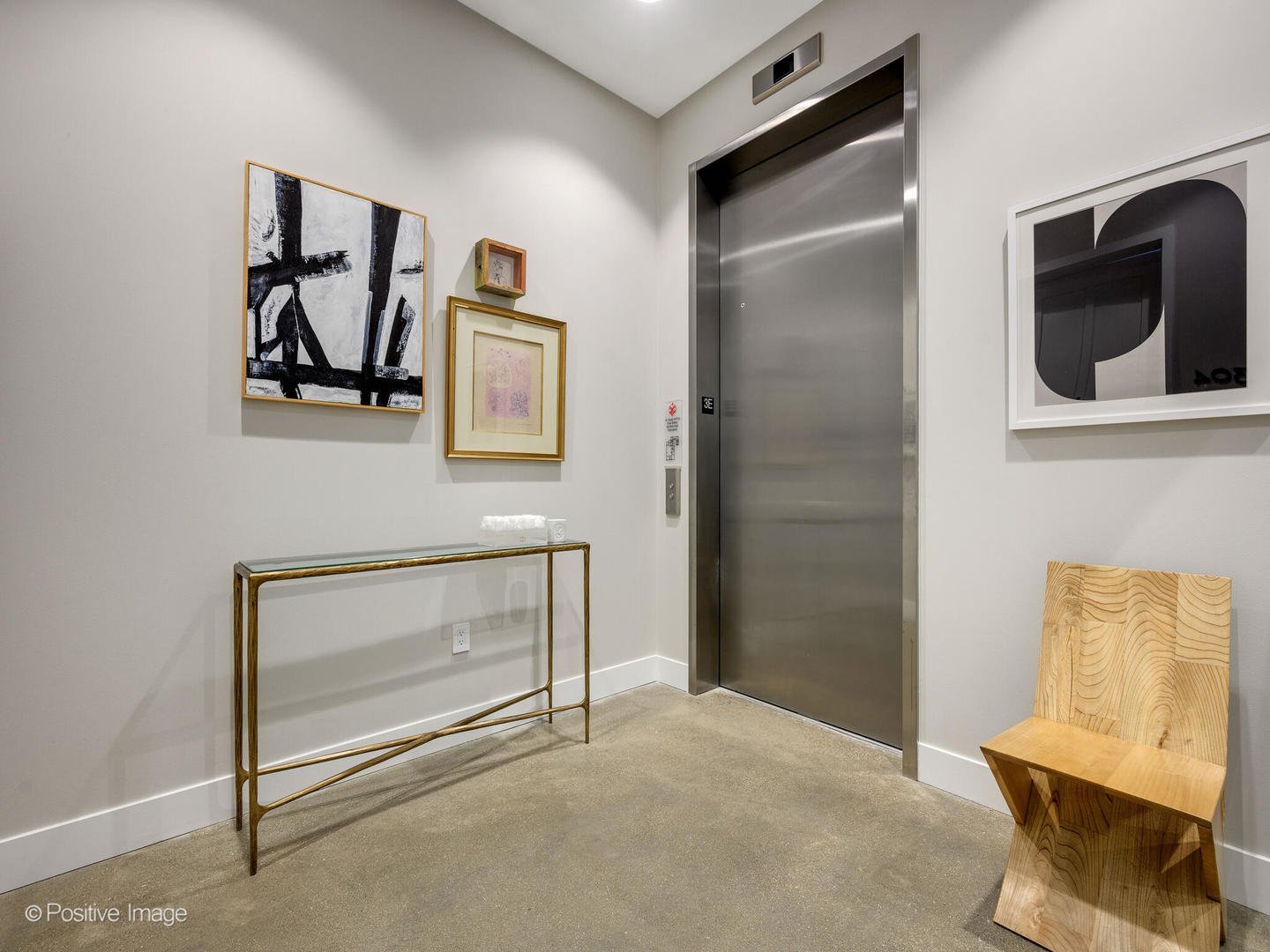 900 West Washington Boulevard, Unit 304 Chicago, IL 60607 - Photo 2 of 14