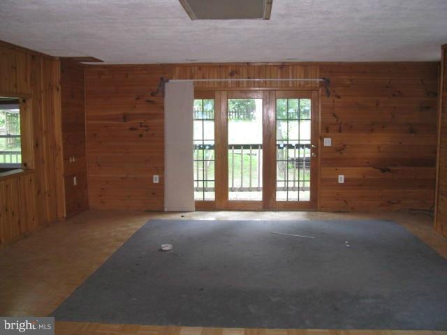 149 Brook View Road Front Royal, VA 22630 - Photo 9 of 12 Family Room