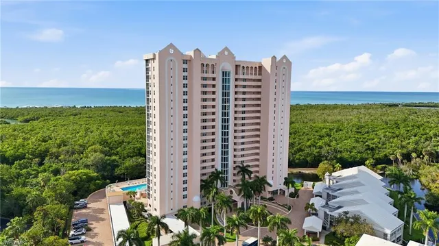 $5,000 | 6101 Pelican Bay Boulevard, Unit 805, Naples, FL 34108