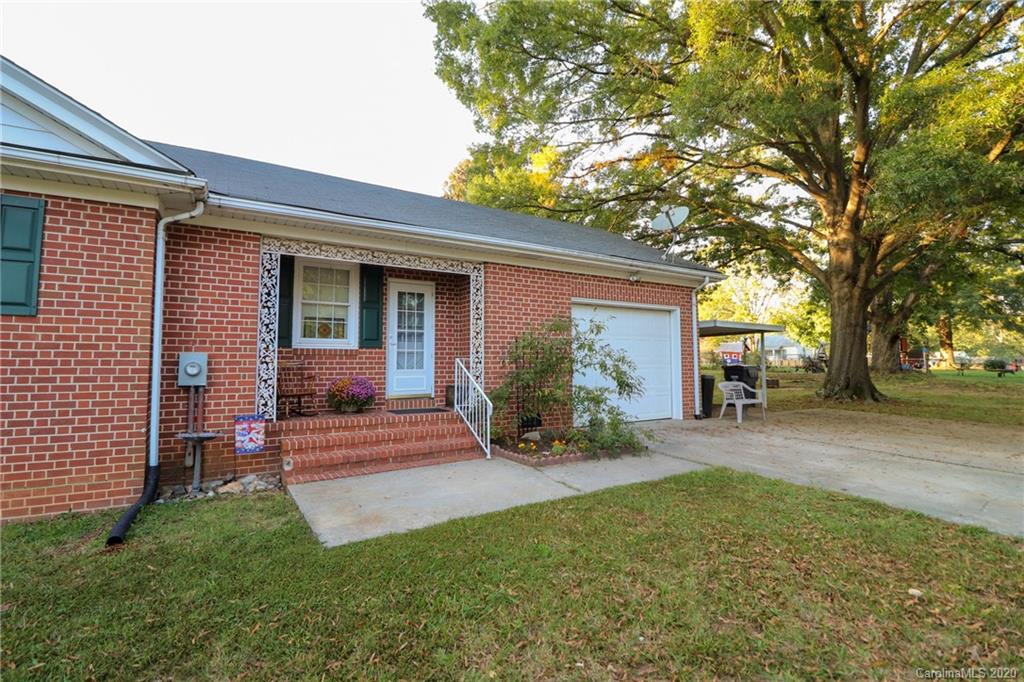 502 West Rice Street Landis, NC 28088 - Photo 4 of 44 Gallery Image 4