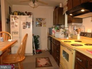 109 Greenbriar Road Delran, NJ 08075 - Photo 3 of 4 Gallery Image 3