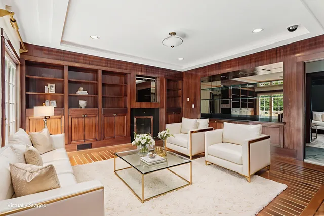 $2,725,000 | 17 Pond Path, North Hampton, NH 03862