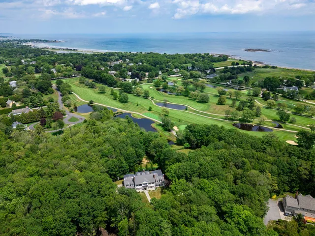 $2,725,000 | 17 Pond Path, North Hampton, NH 03862