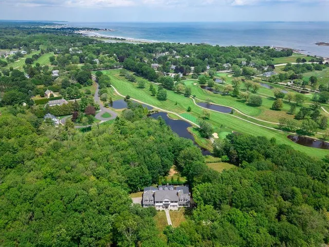 $2,725,000 | 17 Pond Path, North Hampton, NH 03862