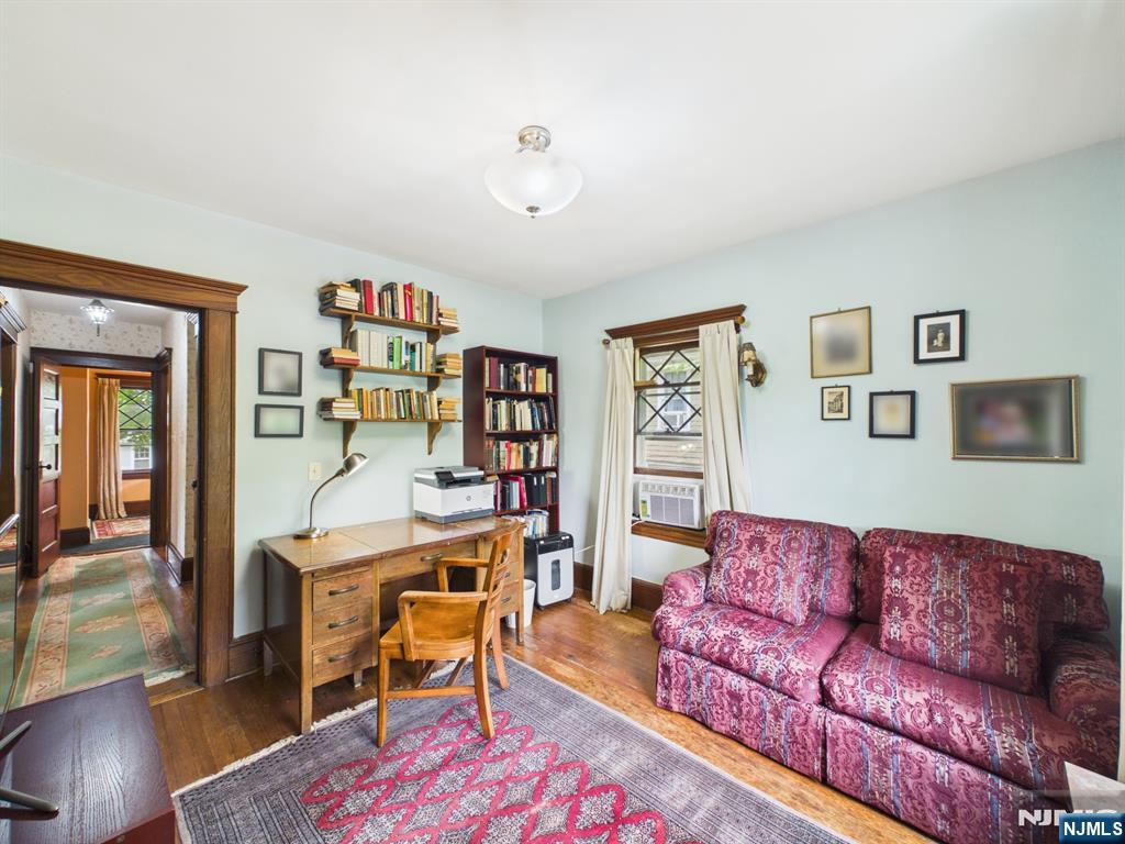 41 Randolph Place Ridgewood, NJ 07450 - Photo 23 of 29
